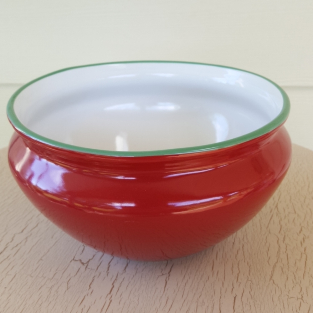 Apple Bowl serving or centrepiece b…
